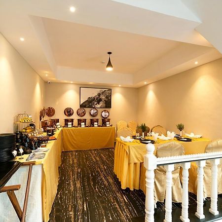 Ellbee Mussoorie Hills Hotel ภายนอก รูปภาพ