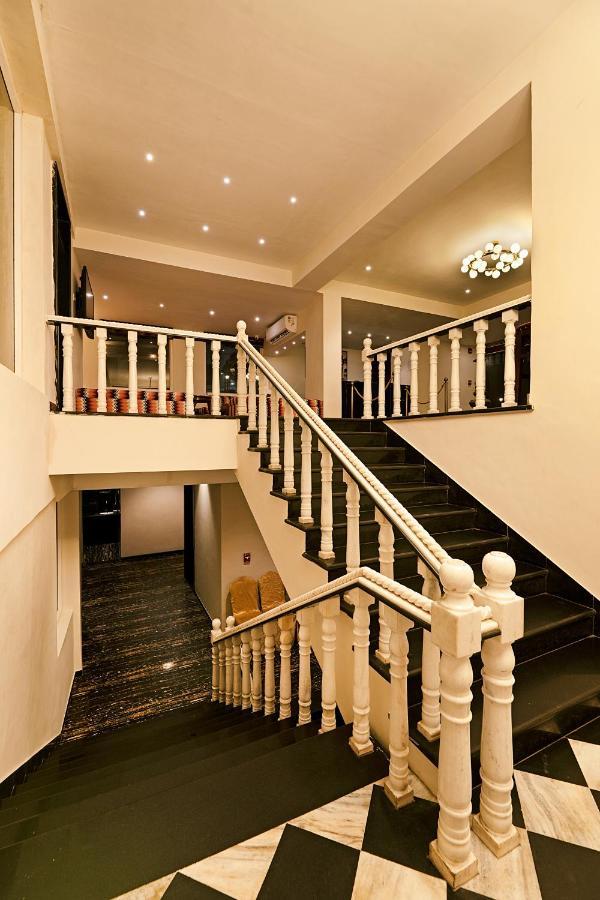 Ellbee Mussoorie Hills Hotel ภายนอก รูปภาพ