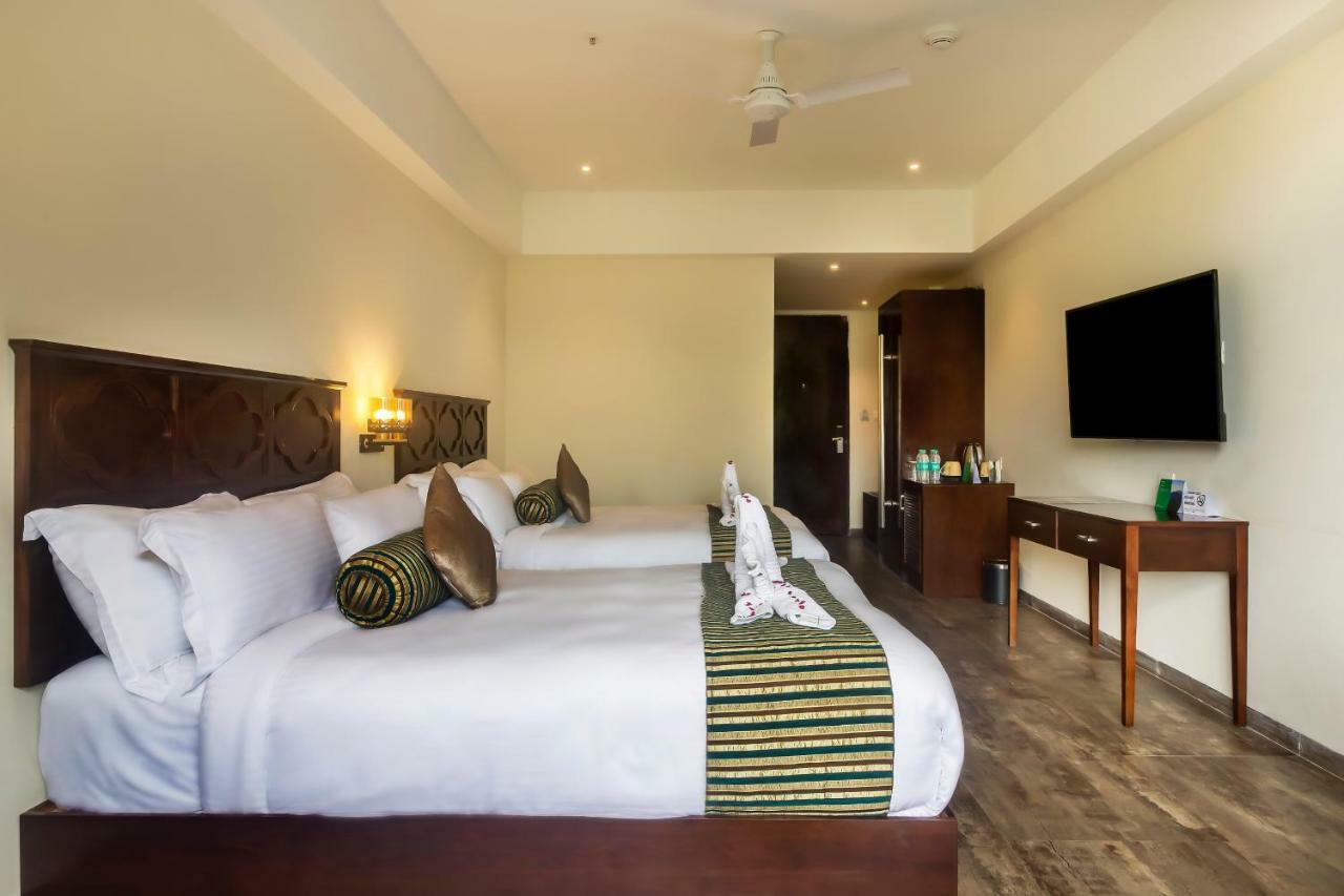 Ellbee Mussoorie Hills Hotel ภายนอก รูปภาพ